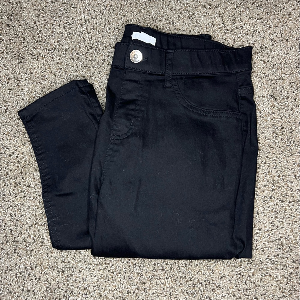 Black skinny jeans